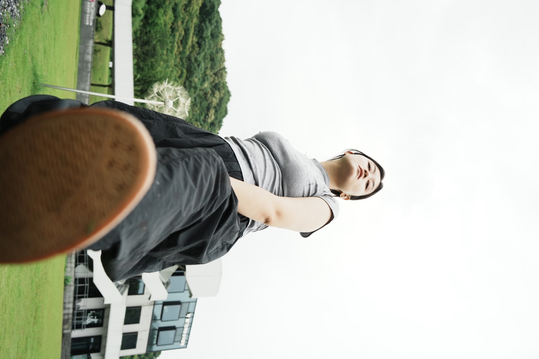 Looking down / 俯视